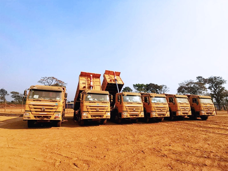 L'acceptation des camions à benne 6X4 pour les grands clients dans la région de Katanga en République démocratique du Congo