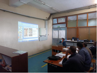 SINOTRUK service team offers training on electrical knowledge for Ethiopian shipping company staff