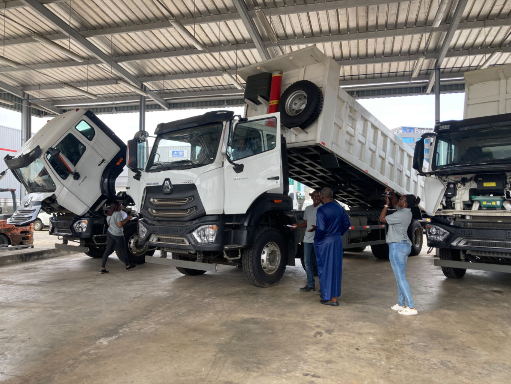 Customer is testing the truck in Hohan model promotion meeting of CFAO MOTORS GABON