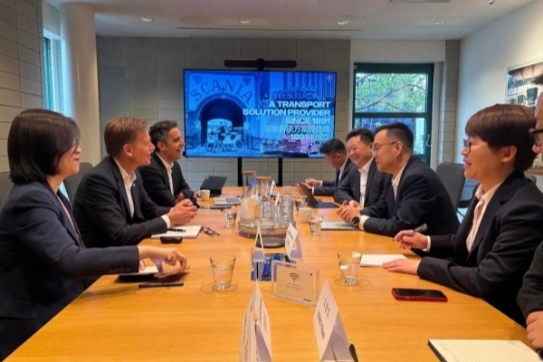Group Leadership Visits Europe to Study New Energy Commercial Vehicle Development